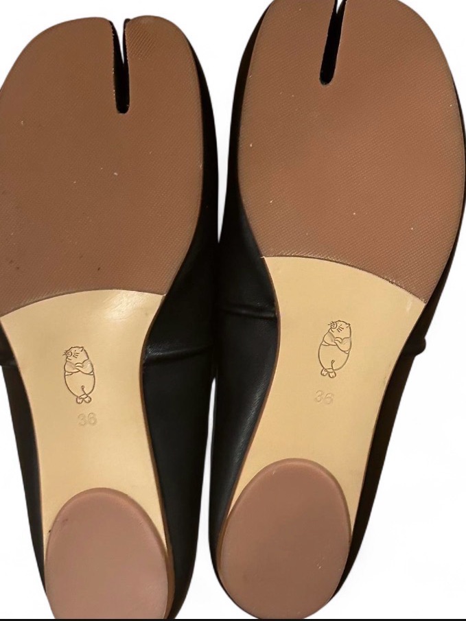 Woodchucksato Black Tabi Split-Toe “Distressed” Leather Ballet Mule Shoes Eu 36 — image 2 of 2